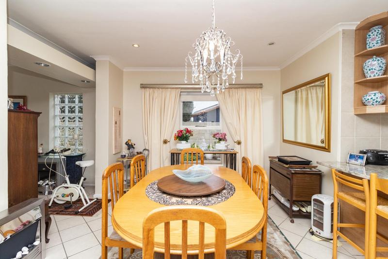 To Let 3 Bedroom Property for Rent in Table View Western Cape